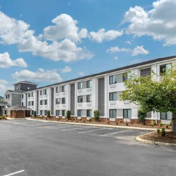 Sleep Inn & Suites