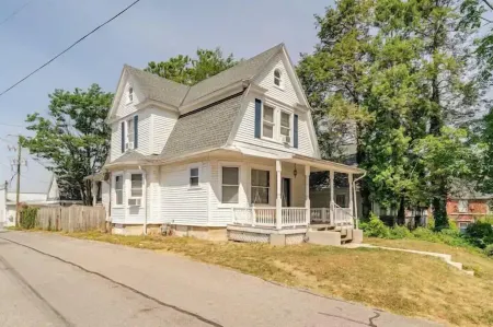 Victorian Home Sleeps 10 Fenced 4Br Full Kitchen Steps2 Ycp Отели в г. Далластаун