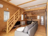 Creekside Chalets Hakuba Hotels in der Nähe von JR Minami-Kamishiro station