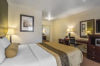 Econo Lodge Inn & Suites High Level Hôtels à : High Level