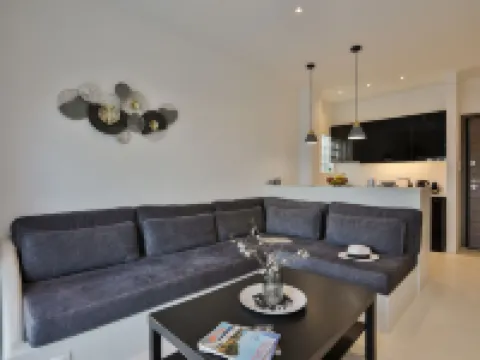 Penthouse & Apartments by the Sea Airport Airstay Hoteles en Spata-Artemida