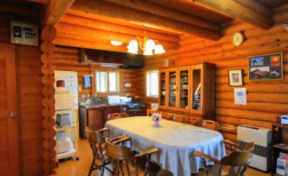 Canadian Log Cottage Takitaro