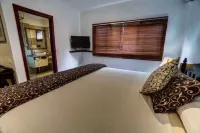 Seaview Lodge and Restaurant Hotels in 