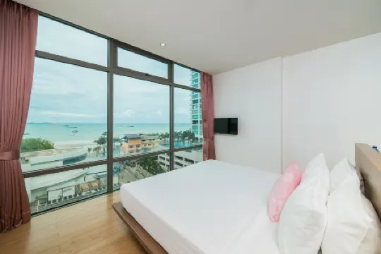 Seven Zea Chic Hotel