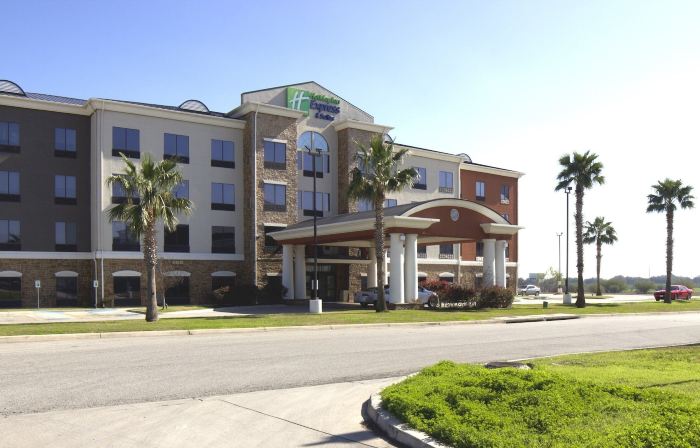 Holiday Inn Express & Suites SEGUIN by IHG