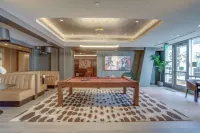 Cozy Apartments Near the Metro