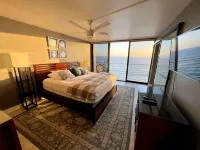 Ocean View Luxury Condo Oceanfront and Pool Các khách sạn ở Pacific Beach