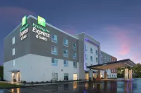 Holiday Inn Express & Suites Burley Hotels in Burley
