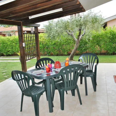 Villa Barbie Between Terracina and Sperlonga, 400 mt from Beach