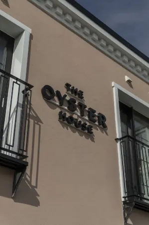 Oyster House Отели рядом с достопримечательностью «Клайн Гарденс»