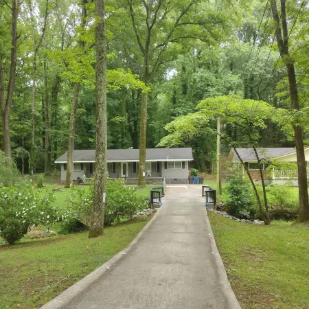 The Sweet Creek Luxurious Villas