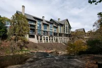 Grand Bohemian Lodge Greenville, Autograph Collection Hotels in der Nähe von Warehouse Theatre