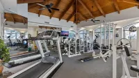 Beautiful Newly Remodeled 2-Bdrm Biltmore Condo