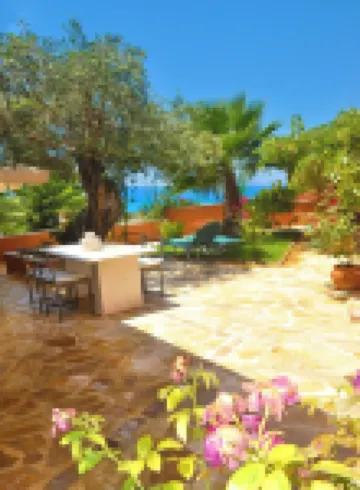 Holiday House Angelos on Agios Gordios Beach