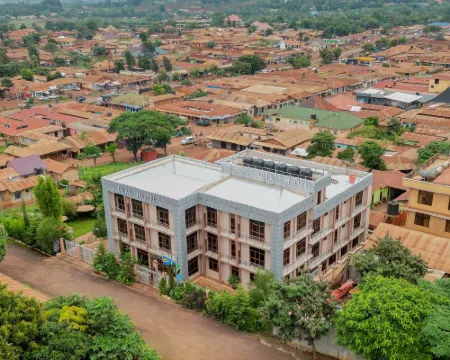 Peak Hotel Hotels in Karatu