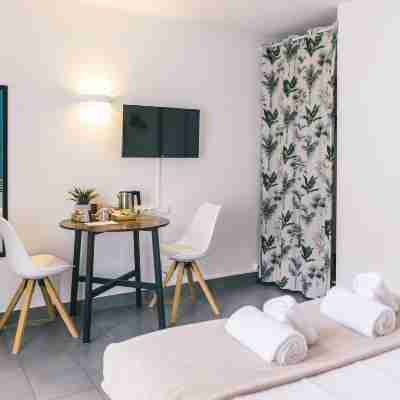 LOGIS Hôtel & Restaurant Le Soleil D'or Rooms
