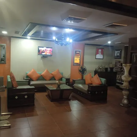 Apex Hotel