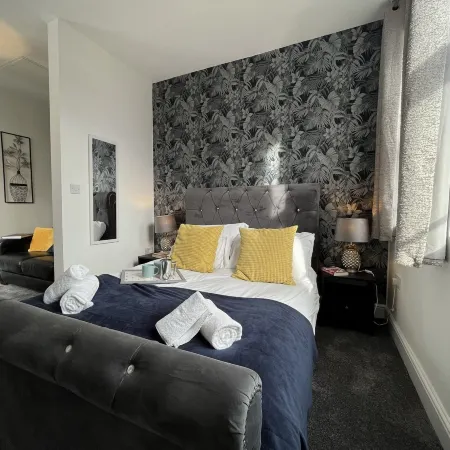 Modern 1 Bed Studios for Comfy Stay in Preston