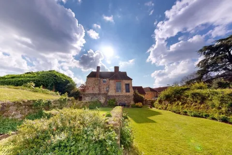 Castle Hotel