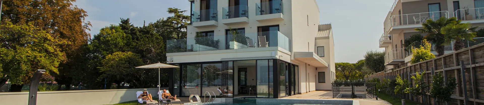 4-Star Select Hotels