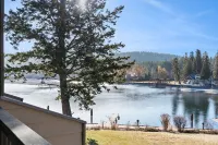 Amazing WATERFRONT GETAWAY with Views of Gorgeous Flathead Lake