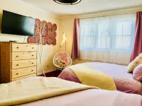 Lotus Family Suite w/ (2) Beds, Kitchenette #4