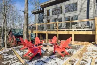 Hot Tub, Cozy Fire Pit and Game Room - Luxurious Cabin Retreat Hotels in Sevier County