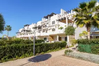Sunset Seaview Corner with Pool - Happy Rentals - Mountain View