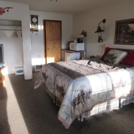 The Woodsman Country Lodge