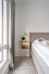 New 2Br Apt with Balcony, Sauna & Great Location - Homestays