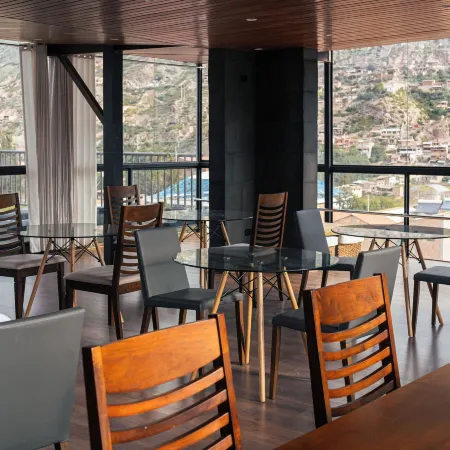 Hotel California Urubamba