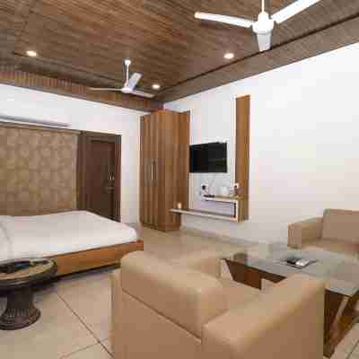 Hotel Razia Inn Rooms