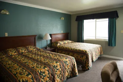 Sahara Motel Hotels near Adventure City