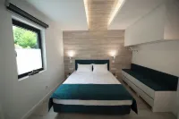 Mogosa Village Hoteles cerca de Strada Salcâmilor