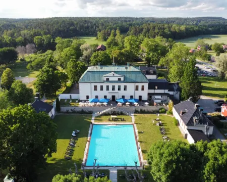 Häringe Slott Hotels in Osmo
