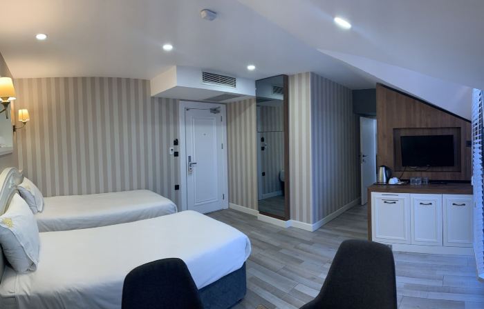 White Golden Suite Hotel