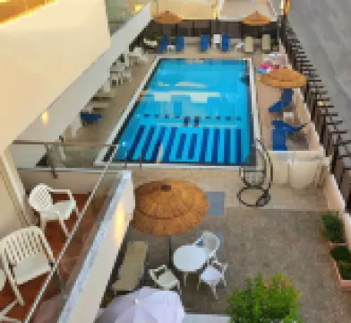 Caravel Hotel Apartments