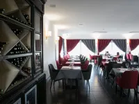 L'EPI HOTEL Hôtels à : Épernon