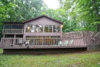 Dogwood Knoll-樹林中的逃生