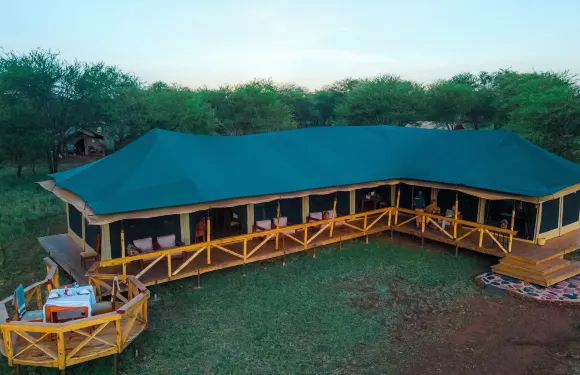 奧西農露營地和旅館