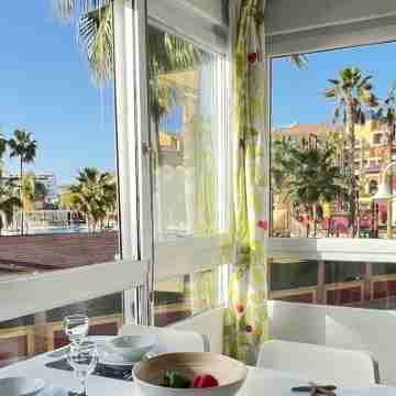 Costaoro Dining/Meeting Rooms