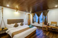 Winterfell the Stay, Unique River Front Resort - Varme kilder