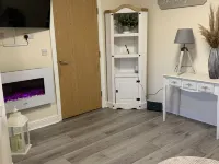 2-Bed Duplex Sleeps 3 with Fireplace Hotels in Bawtry