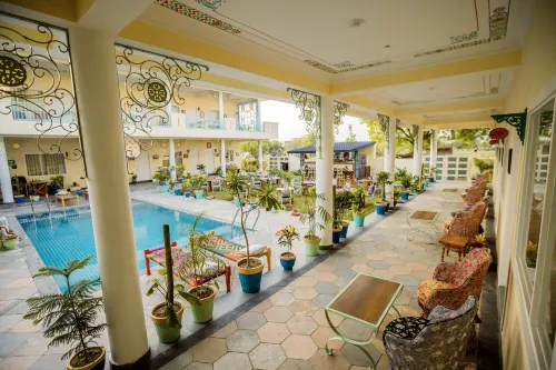 Dá Bungalow - A Vacation Abode Hotels in Lakavali