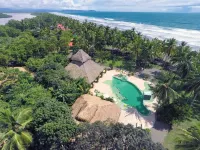 Clandestino Beach - Beach