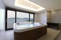 Utop Marina Hotel & Resort - Romantic