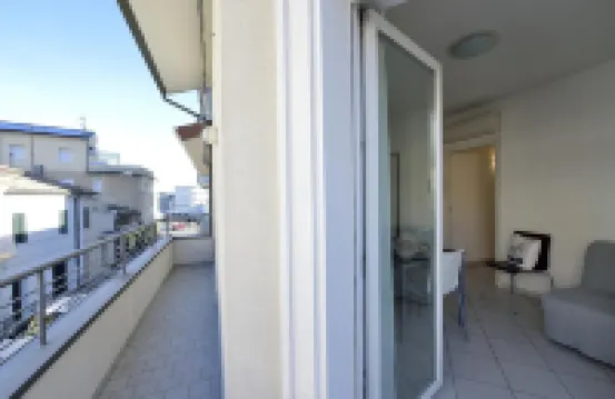 帶陽台的兩房公寓米娜6號