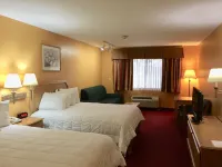 Parkfield Inn - Clinton Hotels in Henry County