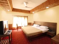 Vardaan Hotels - PatniTop Hotels in Patnitop