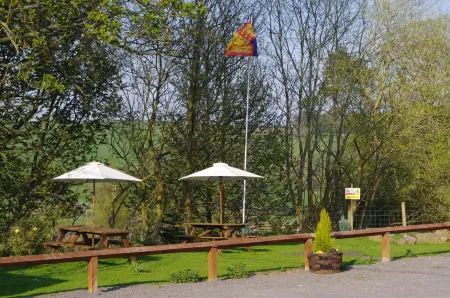 Blenkinsopp Castle Inn Отели в г. Фетерстон